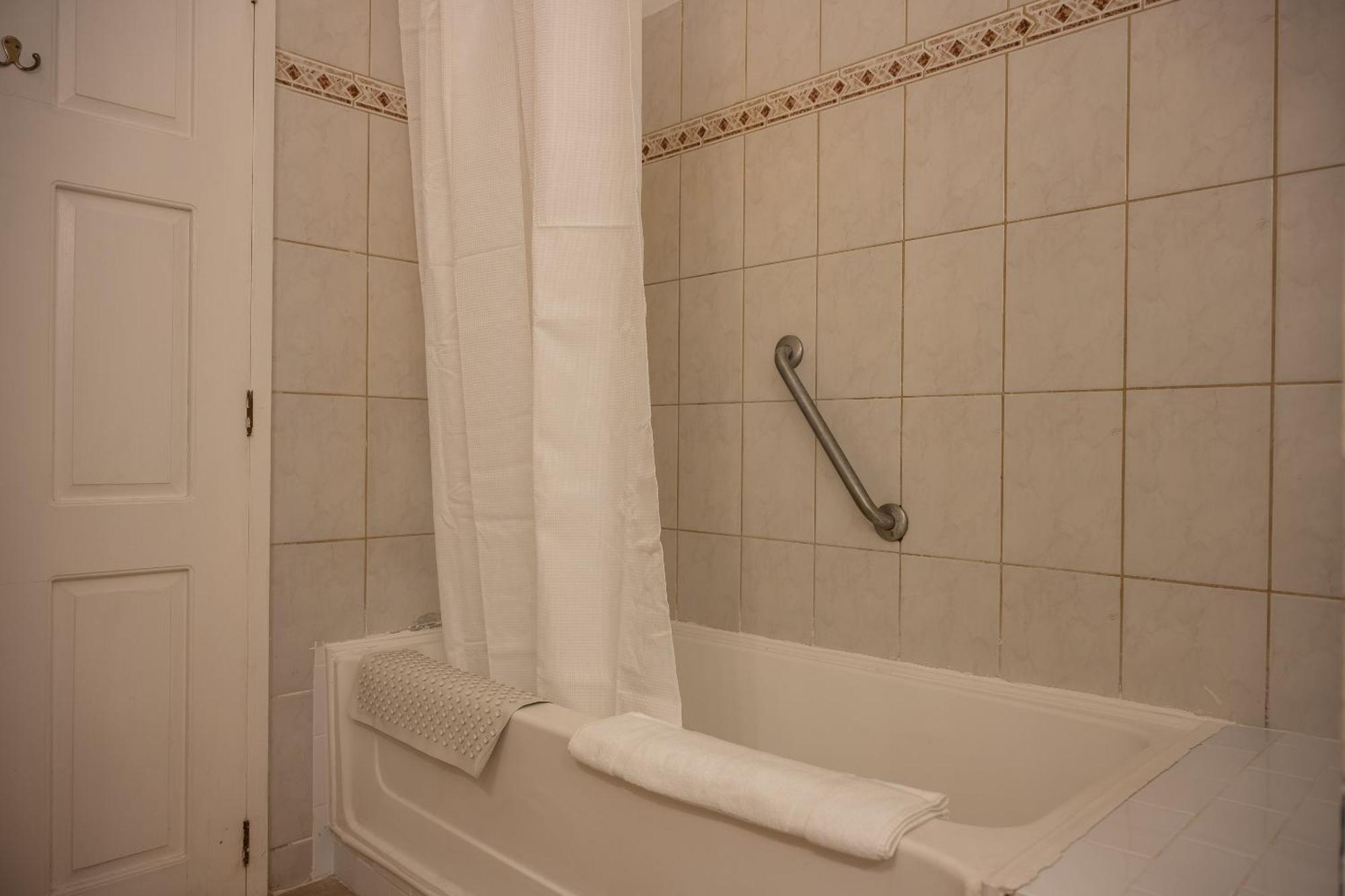Grand Coastal Hotel Georgetown Esterno foto